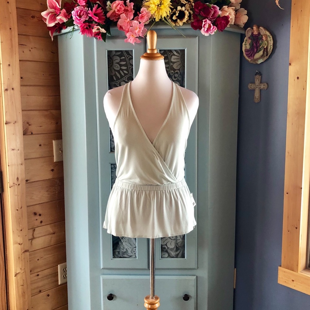 FREE PEOPLE Stylish Blouse. Brand NEW w/Tags!!